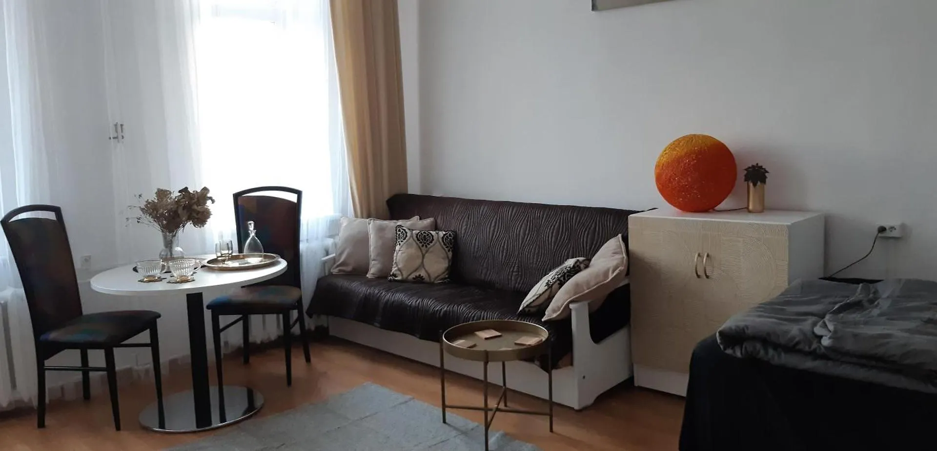 Apartment Paryskie Studio W Sercu Warszawy Warsaw